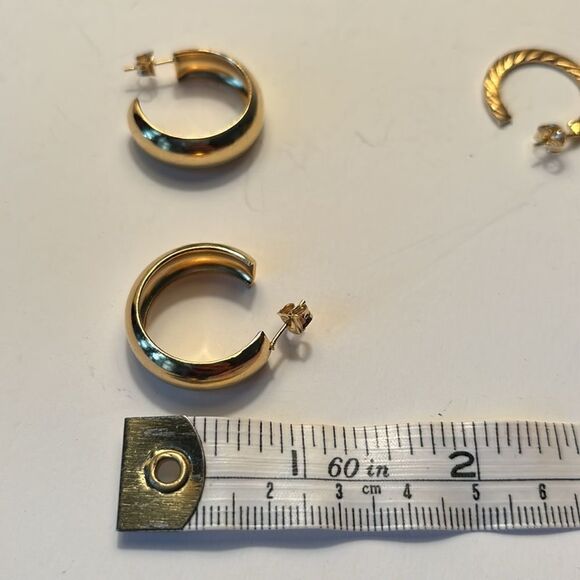 Bundle of Two Pairs Fashion Gold Tone Hoop Earrings - Picture 4 of 5